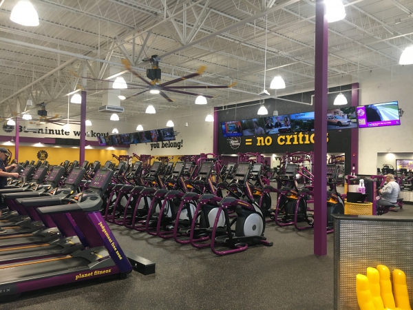 Photo for Planet Fitness Opens In Moundsville Shopping Plaza